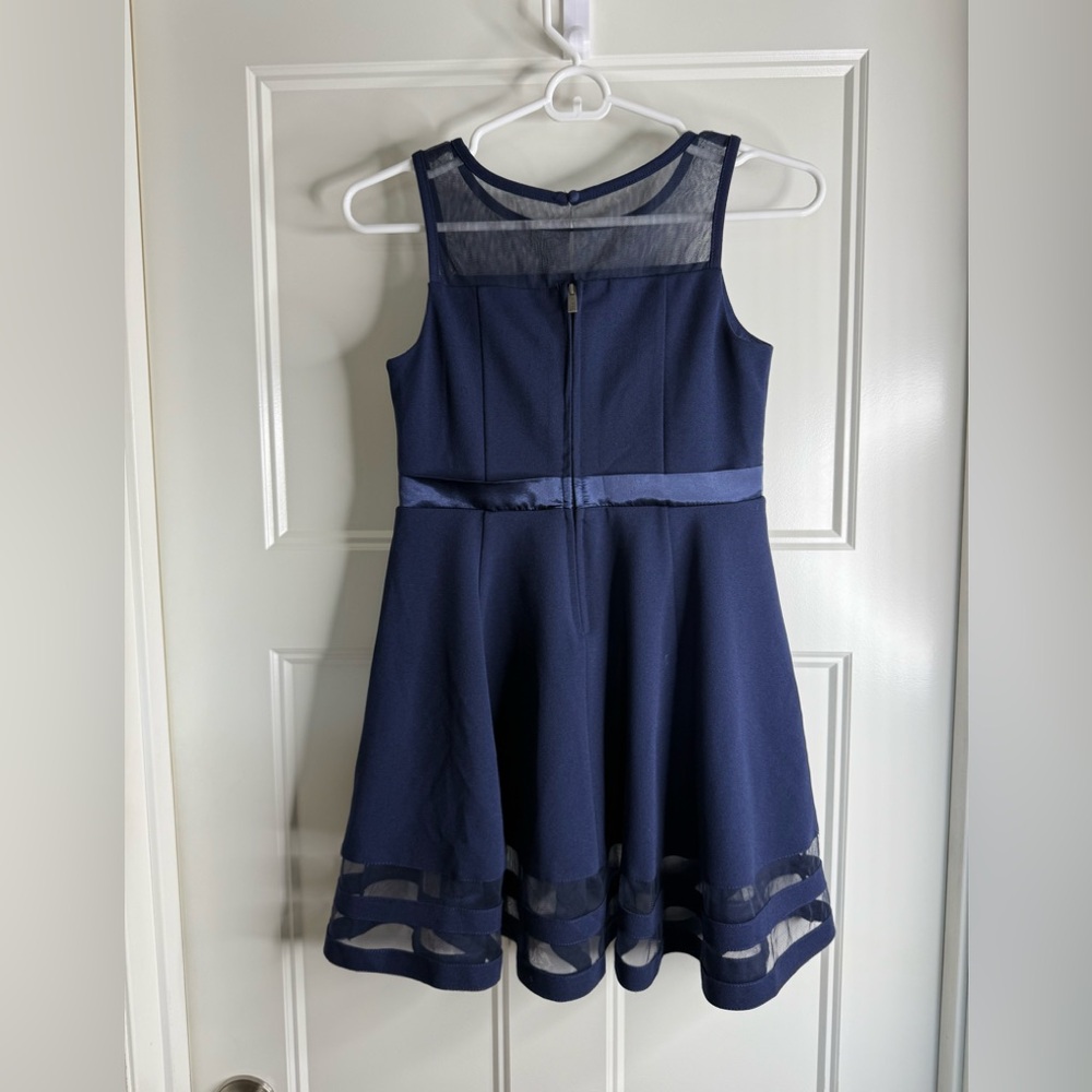Calvin Klein Gil’s Navy Dress with Sheer Hem Detail, size 10 - Picture 4 of 10